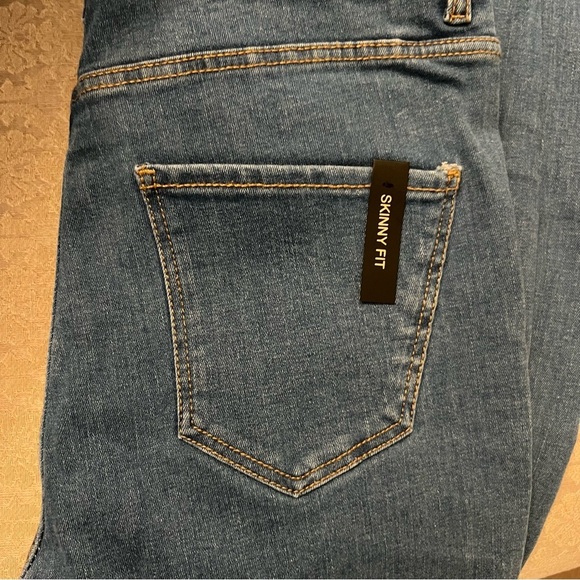 Massimo Dutti blue & yellow floral denim embroidered jeans 6 NWT - Picture 8 of 13